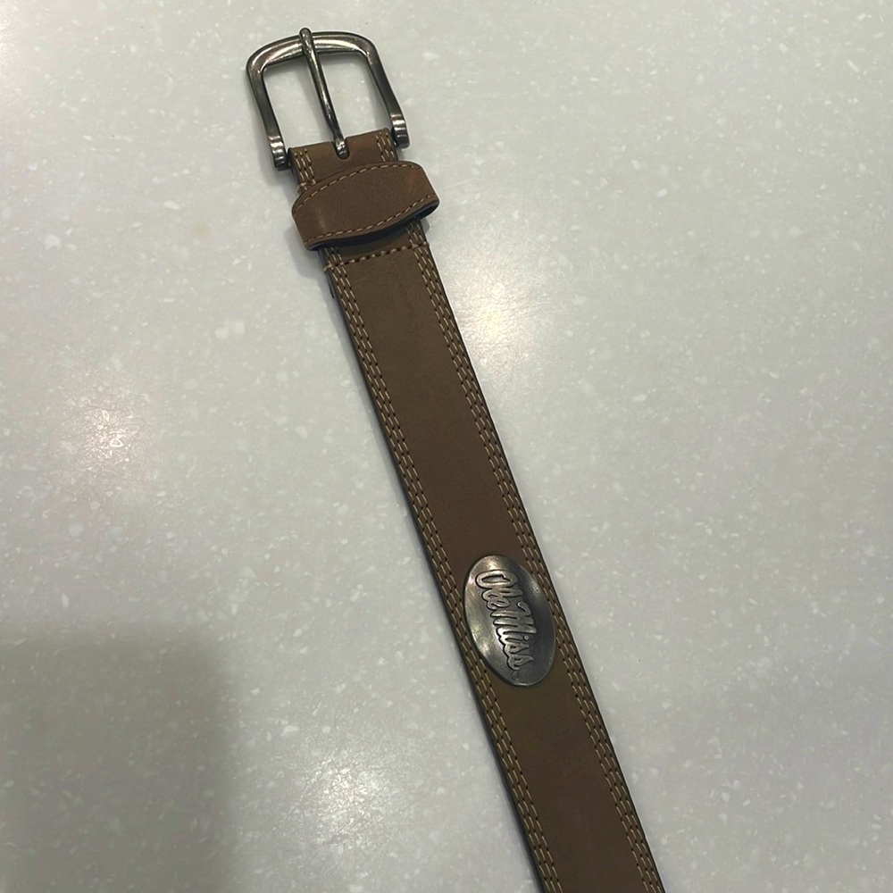 Ole miss belt size 36 light brown